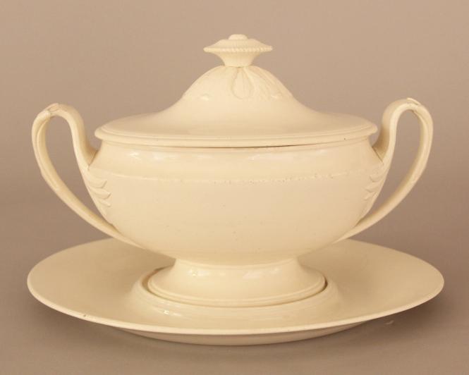 Tureen, cover and stand