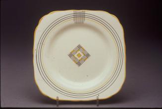 Square plate with Art Deco design