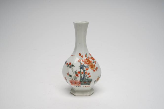 Flower vase