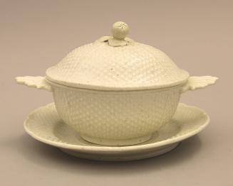 Bowl with cover and stand (écuelle) with rice pattern